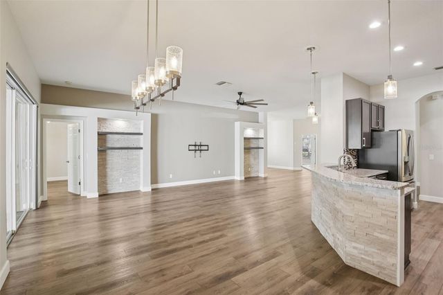 1918 RUTHERFORD DRIVE, Dover, FL 33527