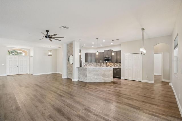 1918 RUTHERFORD DRIVE, Dover, FL 33527