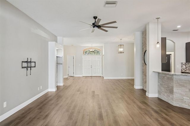 1918 RUTHERFORD DRIVE, Dover, FL 33527