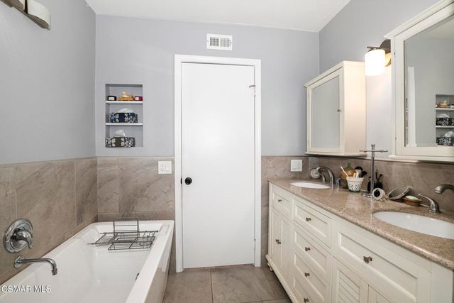 6399 Bayberry Street, Oak Park, CA 91377