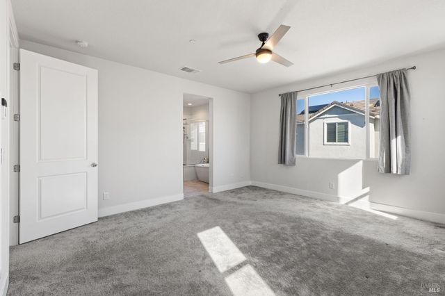 845 Cosmos Dr, Vacaville, CA 95687