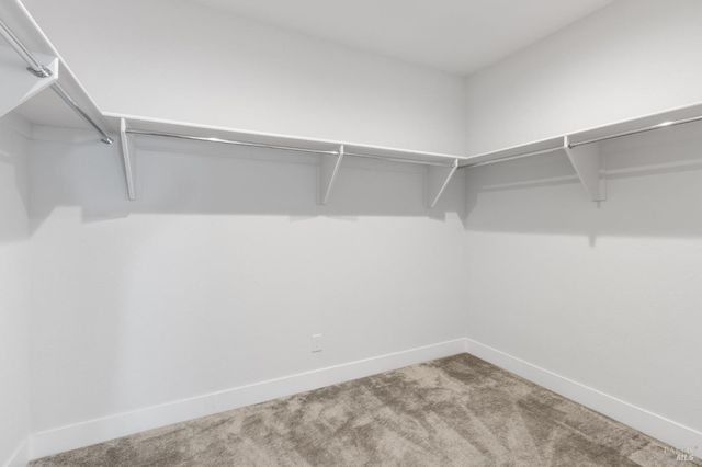 845 Cosmos Dr, Vacaville, CA 95687