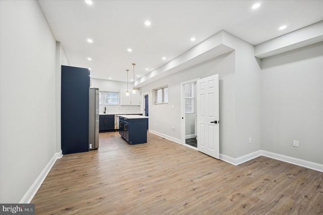 5722 FLORENCE AVE, Philadelphia, PA 19143