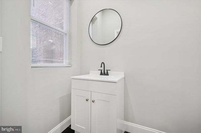 5722 FLORENCE AVE, Philadelphia, PA 19143