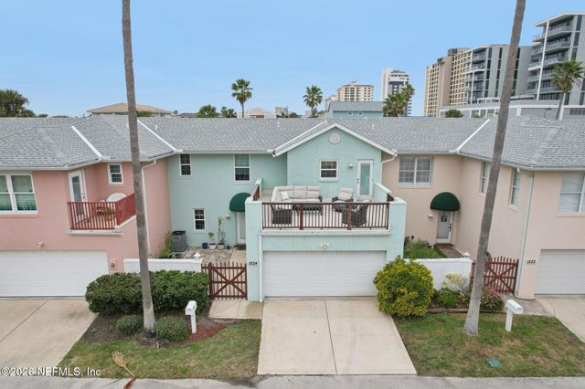 1524 1ST Street S, Jacksonville Beach, FL 32250