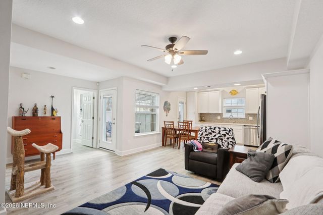 1524 1ST Street S, Jacksonville Beach, FL 32250