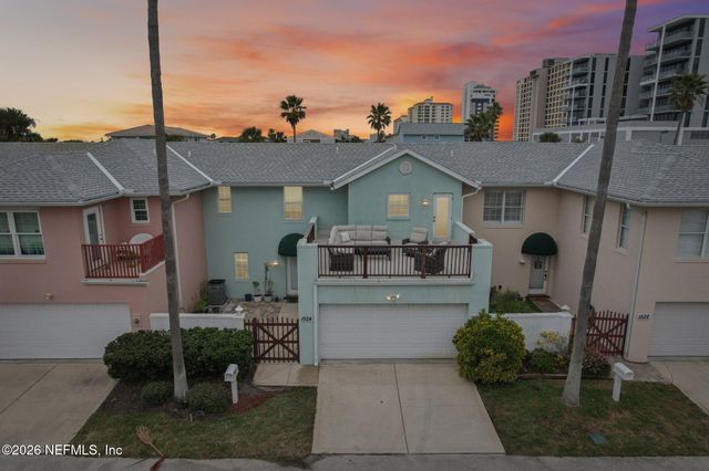 1524 1ST Street S, Jacksonville Beach, FL 32250