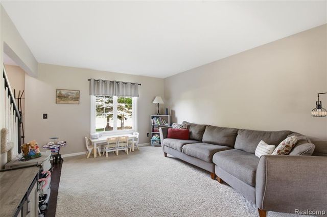 1817 Deer View Court, Howell, MI 48843