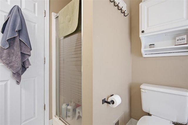 1817 Deer View Court, Howell, MI 48843
