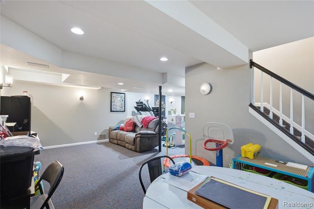 1817 Deer View Court, Howell, MI 48843