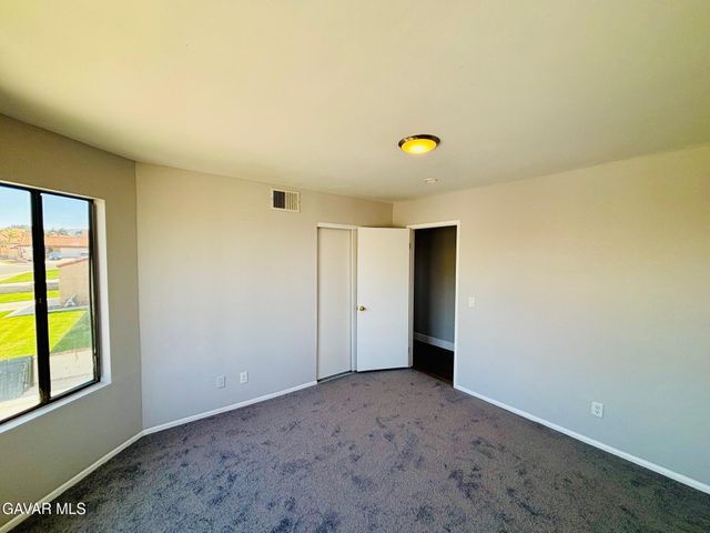 38343 W 5th Place, Palmdale, CA 93551