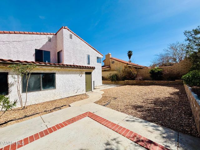 38343 W 5th Place, Palmdale, CA 93551