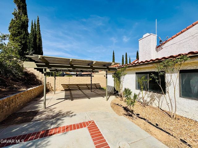 38343 W 5th Place, Palmdale, CA 93551