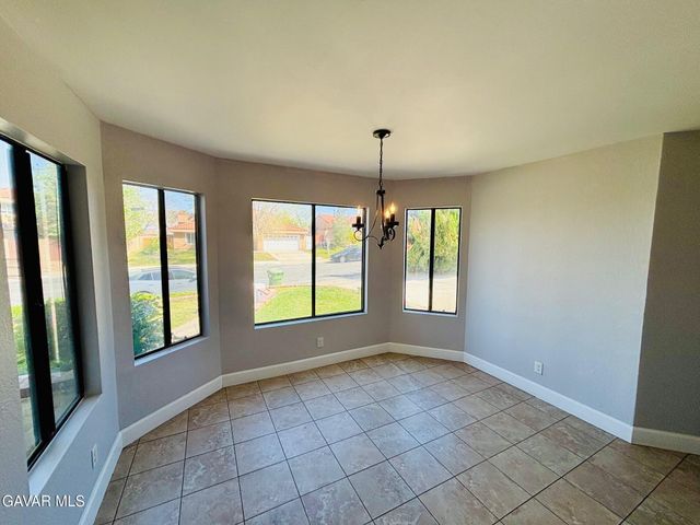 38343 W 5th Place, Palmdale, CA 93551