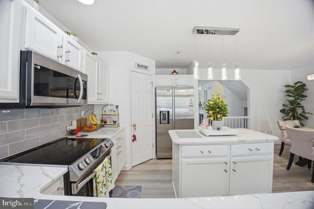 2947 RAKING LEAF DR, Abingdon, MD 21009