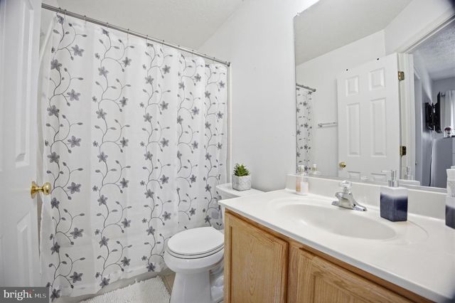 2947 RAKING LEAF DR, Abingdon, MD 21009