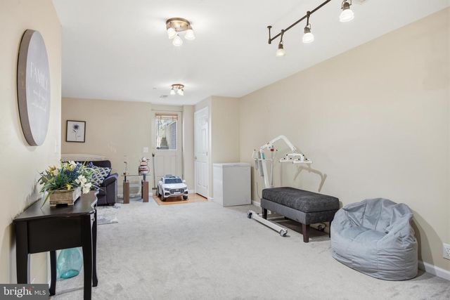 2947 RAKING LEAF DR, Abingdon, MD 21009