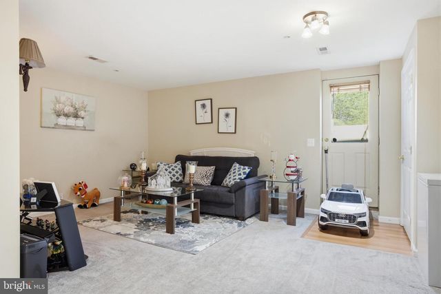 2947 RAKING LEAF DR, Abingdon, MD 21009