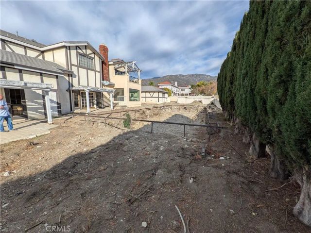 3742 Hollins, Claremont, CA 91711