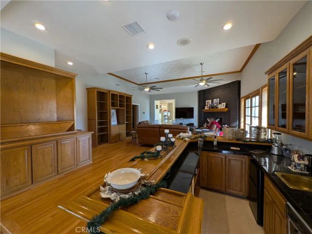 3742 Hollins, Claremont, CA 91711