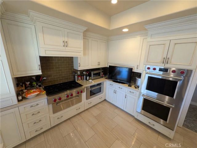 3742 Hollins, Claremont, CA 91711