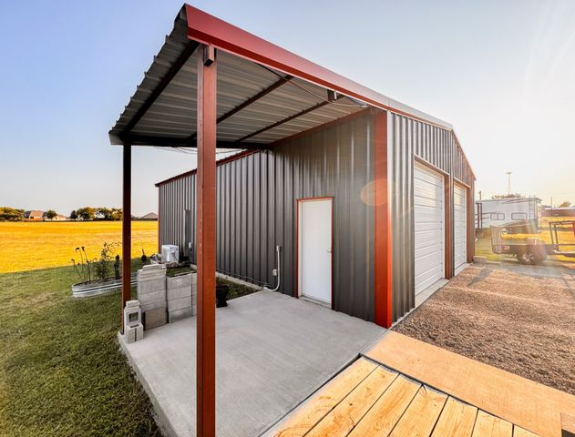 350 Summerfield Court E, Springtown, TX 76082