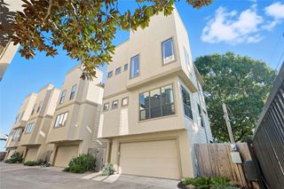 1105 W 21st Street A, Houston, TX 77008