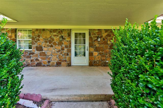 16701 NE 23rd st Street, Choctaw, OK 73020