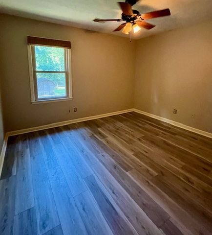 182 Lee Road 0980, Smiths Station, AL 36877