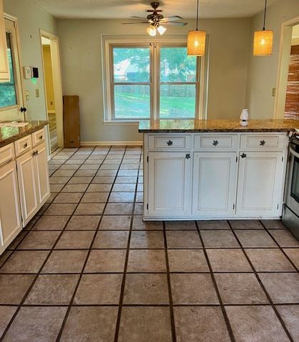182 Lee Road 0980, Smiths Station, AL 36877