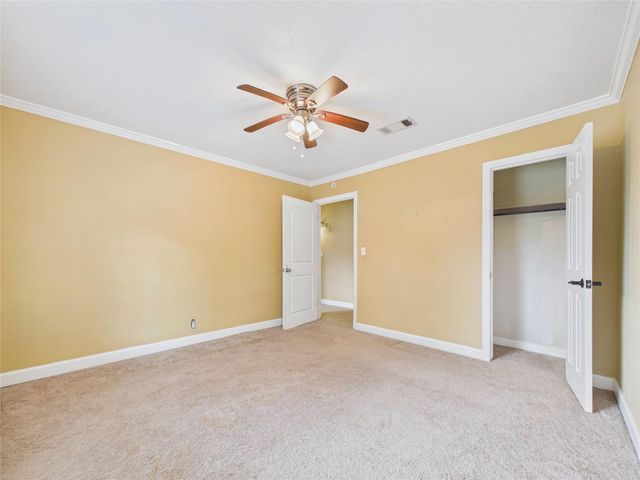 1213 W Sidnor Street, Alvin, TX 77511