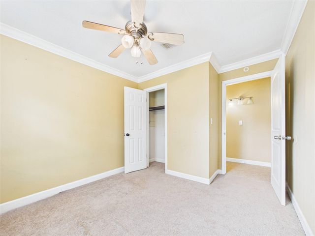 1213 W Sidnor Street, Alvin, TX 77511