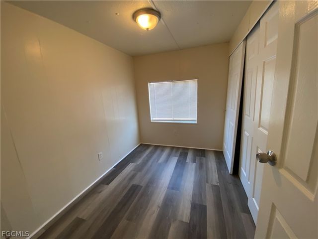 7877 Suncoast DR, North Fort Myers, FL 33917