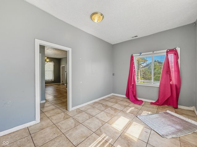 1902 S Delaware Street, Indianapolis, IN 46225