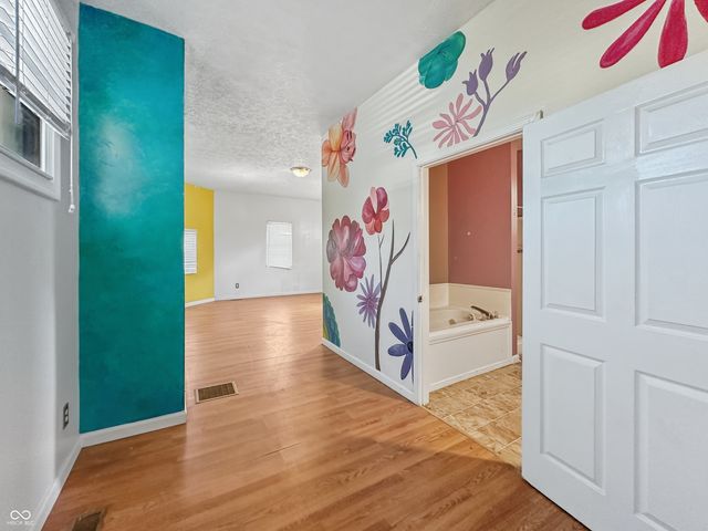 1902 S Delaware Street, Indianapolis, IN 46225