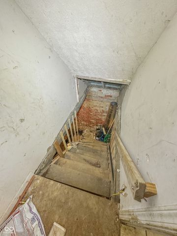 1902 S Delaware Street, Indianapolis, IN 46225