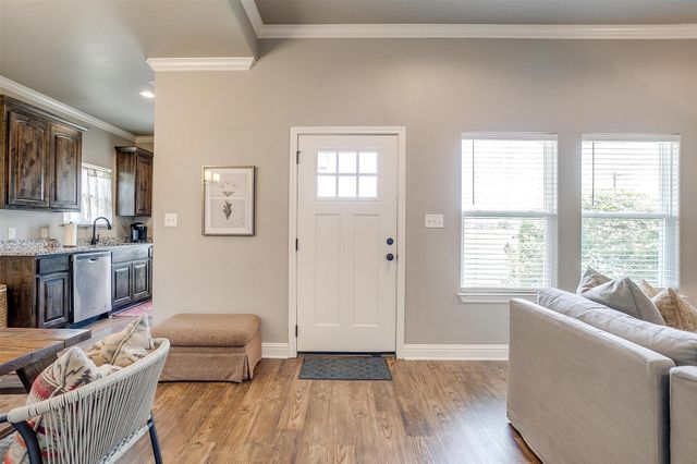 2710 James, Granbury, TX 76049