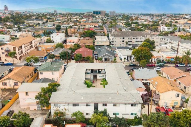 1050 Gaviota, Long Beach, CA 90813