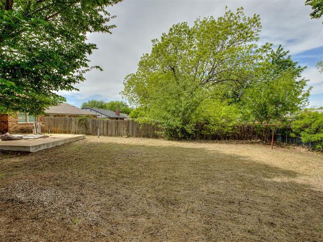 4721 Forest Hills Drive, Noble, OK 73068