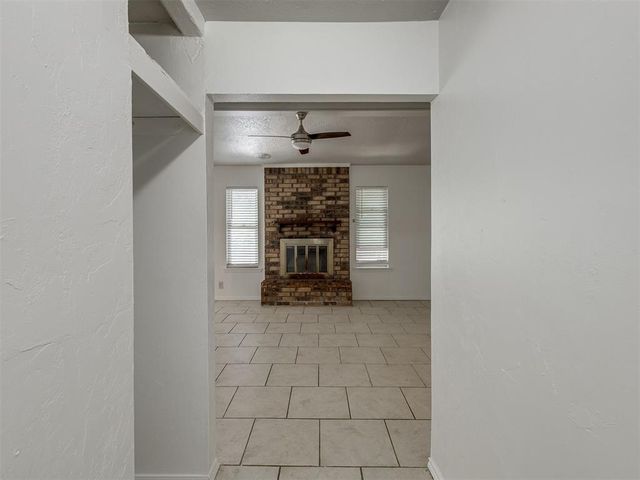 4721 Forest Hills Drive, Noble, OK 73068