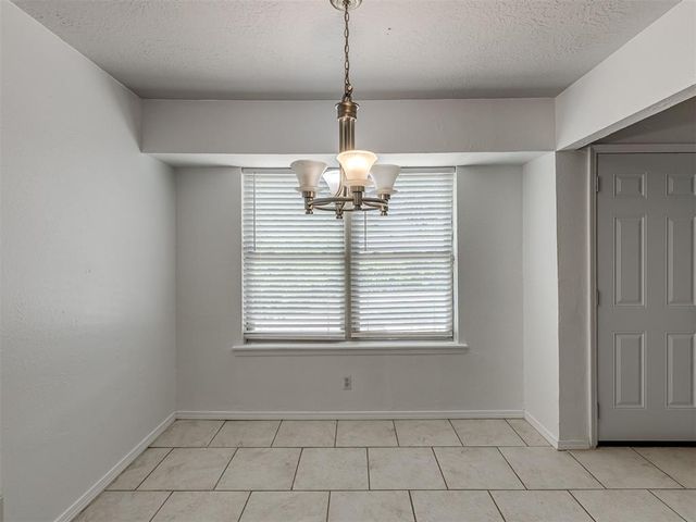 4721 Forest Hills Drive, Noble, OK 73068