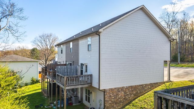1344 Weeks Drive, NE, Cleveland, TN 37312