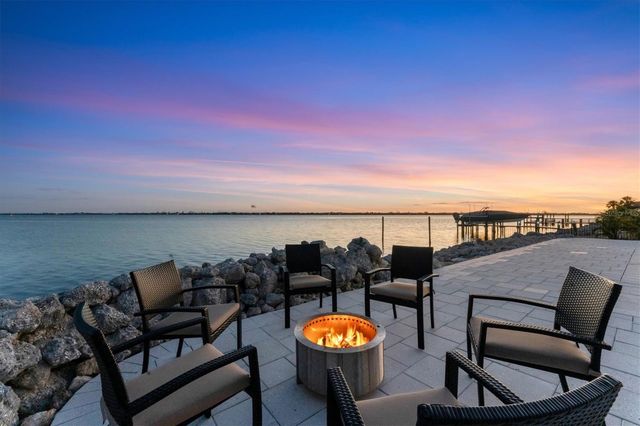 4 SOUTHWIND DRIVE, Englewood, FL 34223