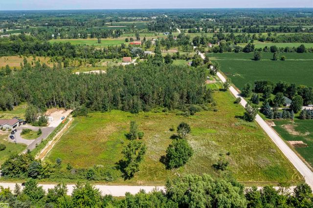 2005 Braidwood Road, Riley, MI 48041