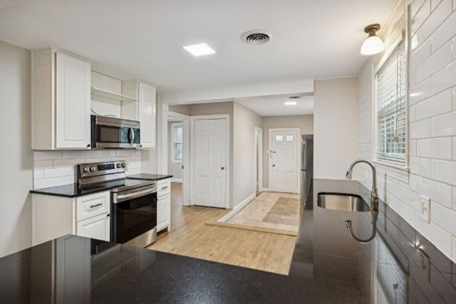 720 Cameo Dr, Nashville, TN 37211