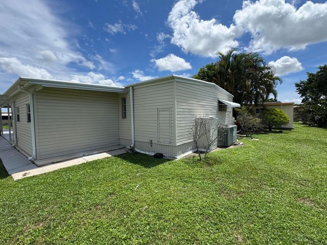 8629 Crown Drive, Boynton Beach, FL 33436