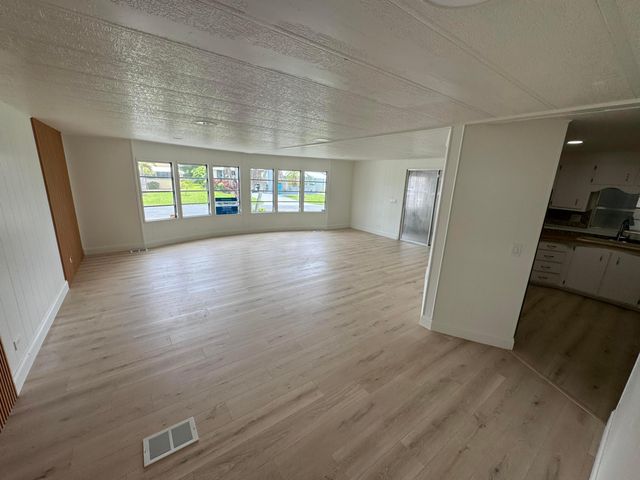 8629 Crown Drive, Boynton Beach, FL 33436