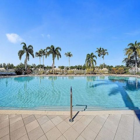 4638 SW 134th Ave, Miramar, FL 33027