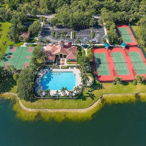 4638 SW 134th Ave, Miramar, FL 33027