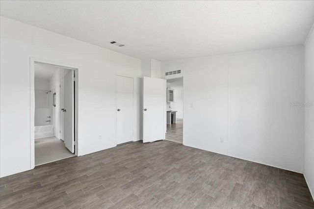 6929 DOVE CROSS LOOP, Lakeland, FL 33810